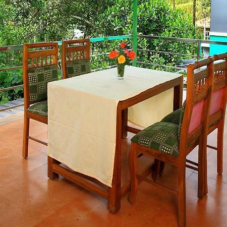 Thekkady Spice Valley Holiday Hotel Текади Екстериор снимка