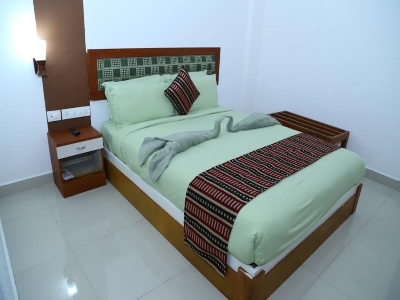 Thekkady Spice Valley Holiday Hotel Текади Екстериор снимка